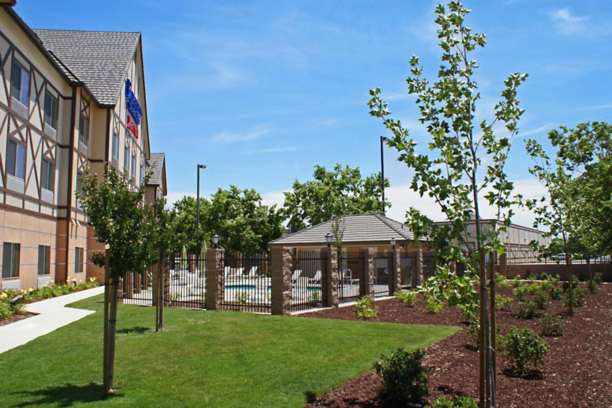 Fairfield Inn & Suites By Marriott Selma Kingsburg Exteriör bild