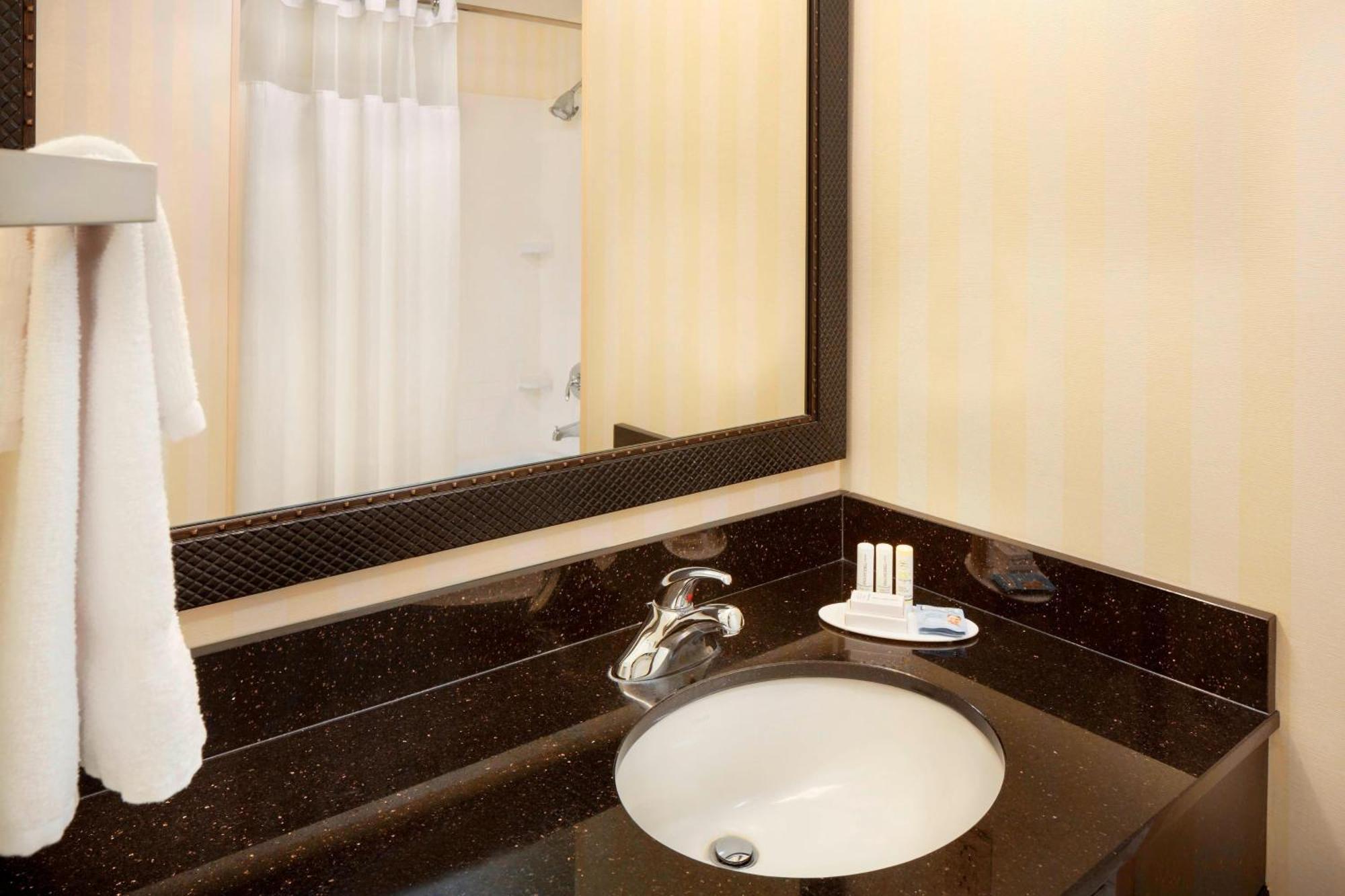 Fairfield Inn & Suites By Marriott Selma Kingsburg Exteriör bild